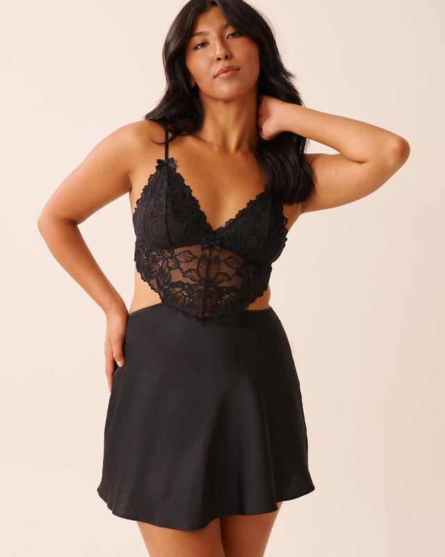 la Vie en Rose Lace and Satin Nightie with Cut-out - Black XS