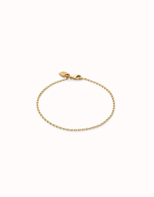 Pulsera con eslabones obalados bañada en oro 18k.